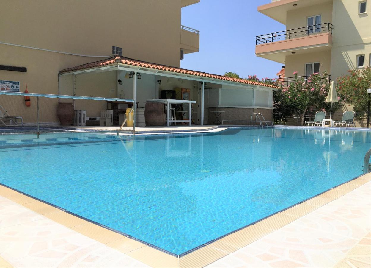 Evdokia Αpartments & Dimitra Village Agia Marina  Ngoại thất bức ảnh