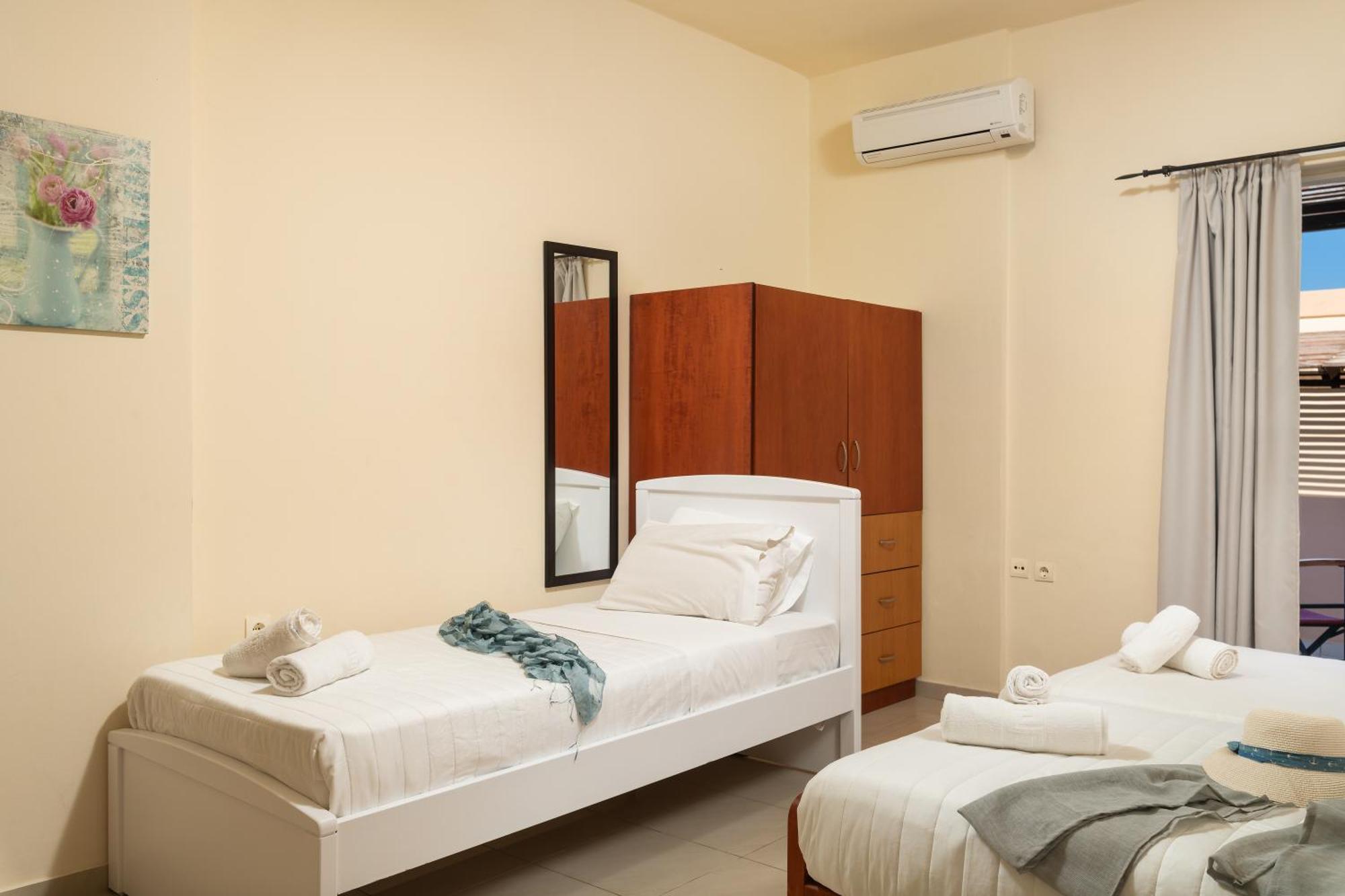 Evdokia Αpartments & Dimitra Village Agia Marina  Ngoại thất bức ảnh