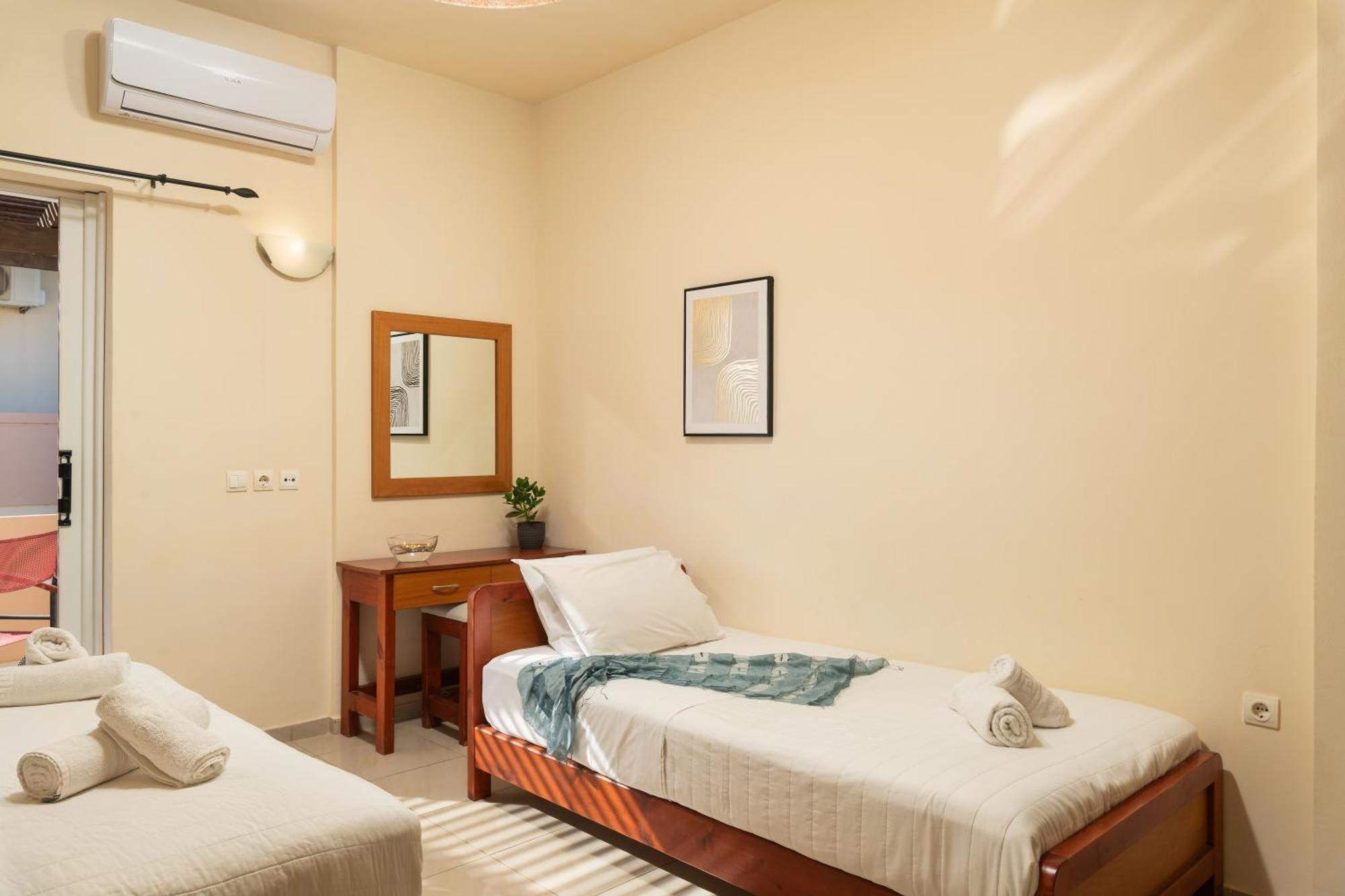 Evdokia Αpartments & Dimitra Village Agia Marina  Ngoại thất bức ảnh
