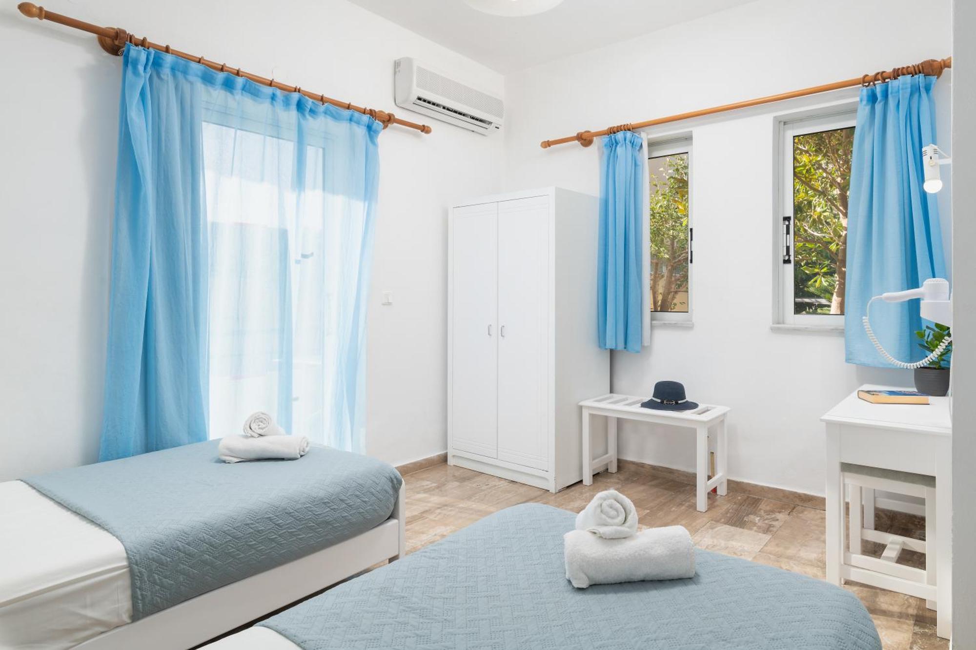 Evdokia Αpartments & Dimitra Village Agia Marina  Ngoại thất bức ảnh